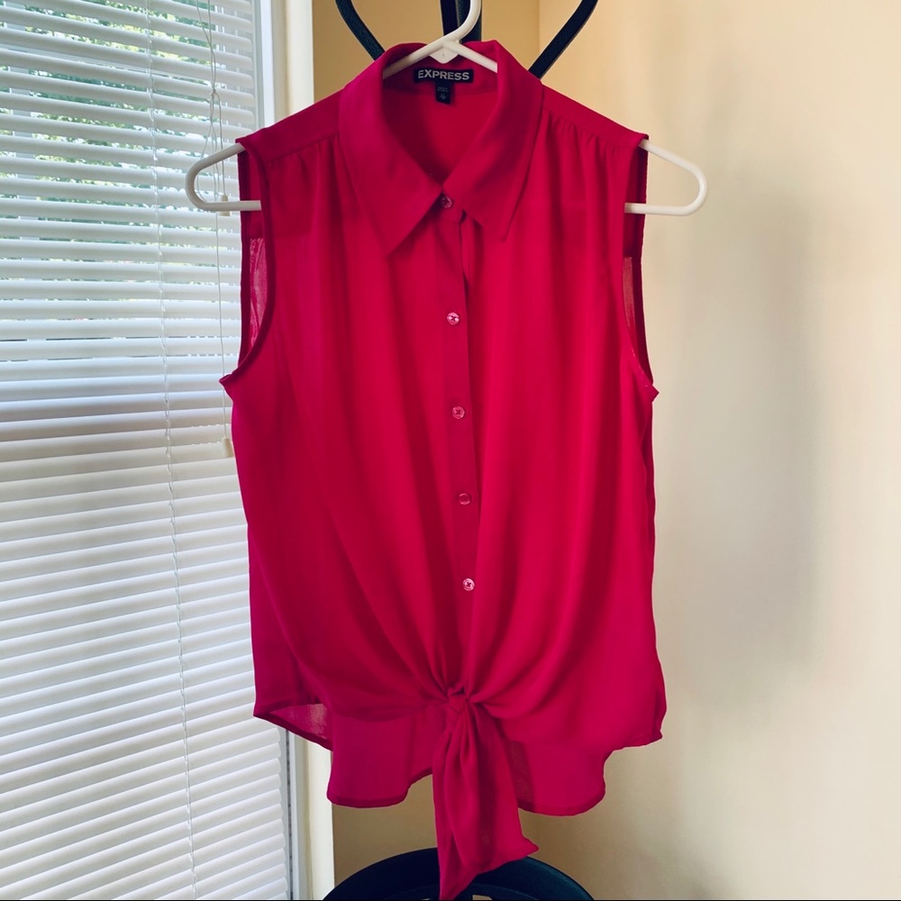 Sleeveless Blouse